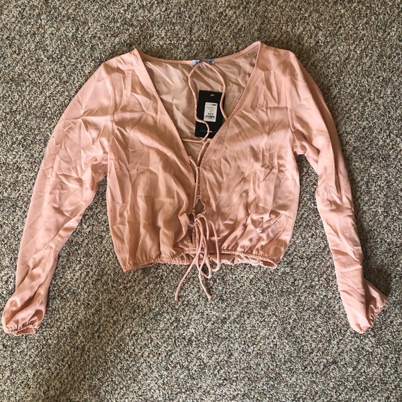 NWT. Cute pastel pink top - Picture 3 of 4